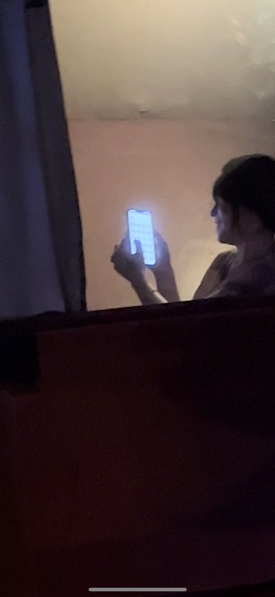 ale ᥫ᭡ tweet media