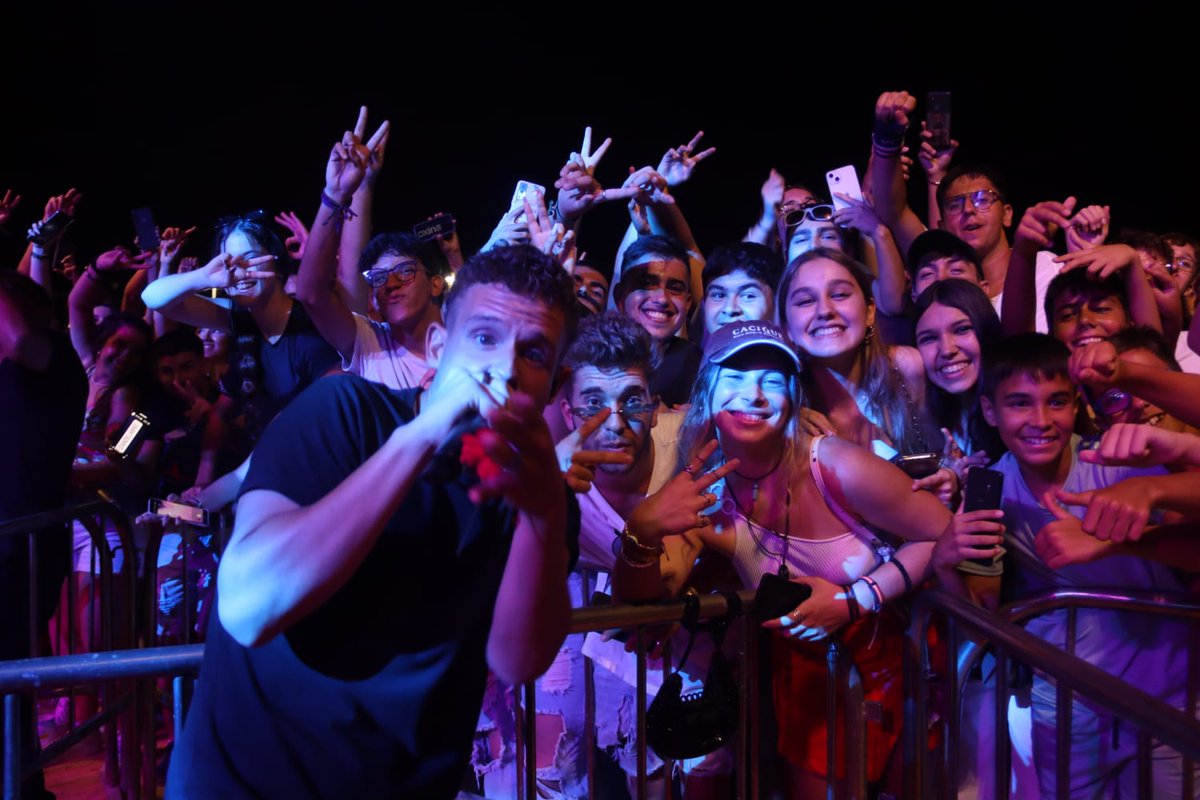 anaisabel_jc's tweet photo. Los más jóvenes han disfrutado de la mejor música urbana y rap con Arkano FreeStyles Show,
acompañado de Volante de la Puebla, @CAMPANOMAHARA, @CurrilloLeFou y @JoserraPavon. 

¡Ha sido un placer teneros en Alcalá! https://t.co/CXYckfHJtm
