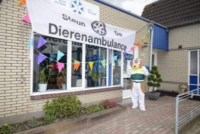 DierenambuGroni's tweet image. Na 2 jaar mogen we jullie eindelijk weer #uitnodigen om te langskomen zodat jullie kunnen kijken hoe het bij @DierenambuGroni aan toe gaat. #Zaterdag 3 september 2022, Friesestraatweg 199a, 9743AC Groningen. het begint om 10:00 uur en eindigt om 16:00 uur. Tot dan! #opendag