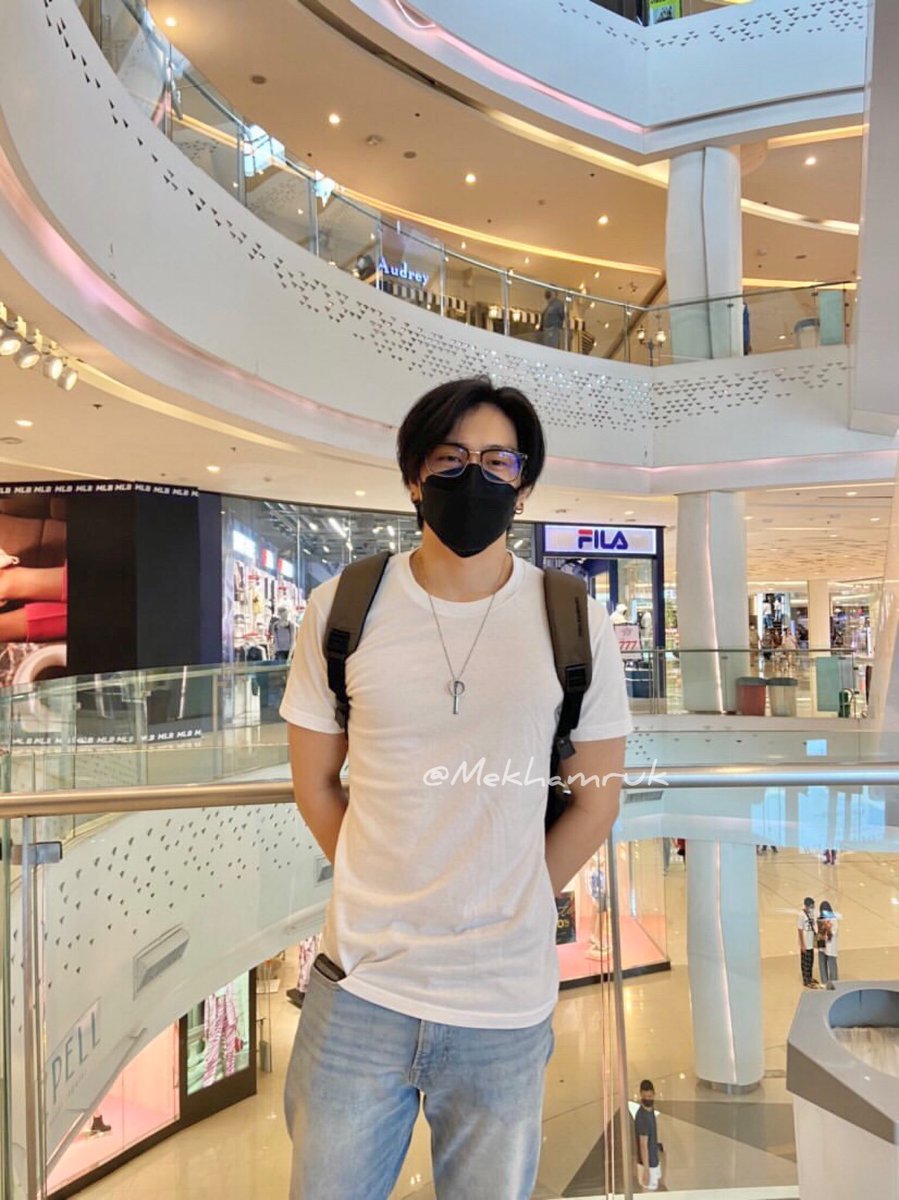 Khunkhamruk :)🪐 SAT : Honey🍯 tweet media