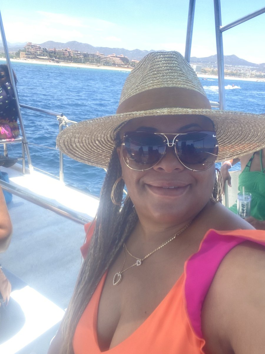 niknakdiva's tweet photo. Los Cabos has left me tan, relaxed and refreshed.  Such an amazing vacation. https://t.co/suoVnQMNJt