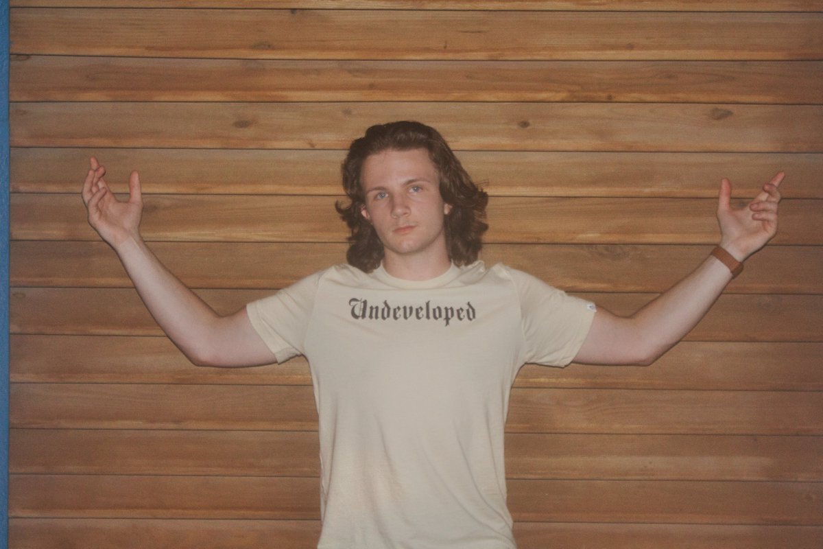 UndevelopedClo's tweet image. When TinRoof turns you away for not having Belt Loops @BarstoolPack