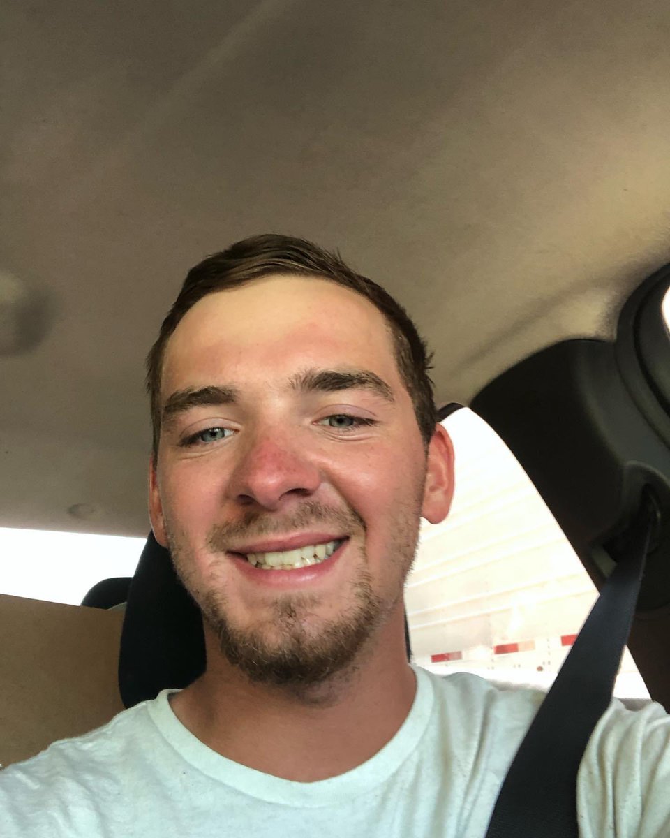 britt_ann3__'s tweet photo. 🥹I have the MOST handsome boyfriend 🥵 it’ll always be you daddy https://t.co/sxj0CdEPYC