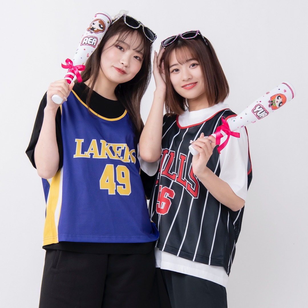 graffitees_045's tweet photo. ✨NEW ITEM✨
バスケビブスもグラフィティーズにおまかせ！
ゆあちゃん・れあぱぴ着用の人気デザイン💜
クラTに人気のビブスが簡単に作れます！

気になること・わからないことは
お気軽にお問い合わせください☺
📲LINE　https://t.co/vmaye9WsSF
📞TEL　 0120-788-077

#クラTナビ #グラフィティーズ https://t.co/uNTs57ho8f
