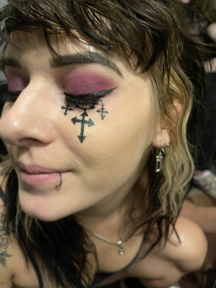 Blood Lemon tweet media