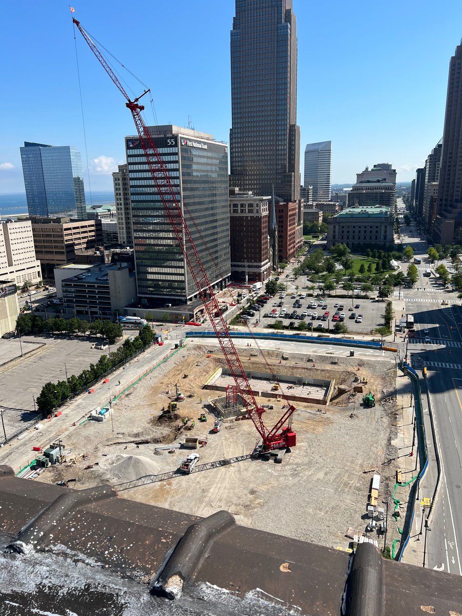 CZoningServices's tweet photo. Sherwin Williams Construction Update from 7/13/22. Tower crane being built
@NeotransB
#Cleveland #SherwinWilliams #ZoningReport #Phase1Environmental #PropertyConditionReport #Construction #CzoningServices https://t.co/8k1IynBPXQ