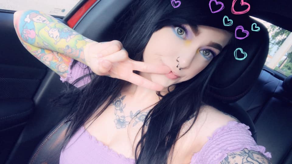 goddess_me_m's tweet photo. every horny guy who retweet or like will get a free nude♥
#horny #dickrate #cockrate #cumtribute #cocktribute #sellingcontent #paypal https://t.co/kxjiSOz8AW