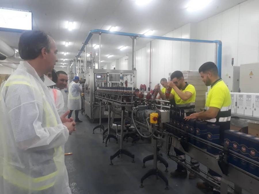RPolancoF's tweet photo. En visita de #CCPCCMayabeque recorrimos Ronera San José, perteneciente a Empresa mixta Havana Club Internacional S.A.

Destacado colectivo que preserva y promueve la tradición de #Cuba en la producción y exportación de rones de reconocida calidad. https://t.co/d64RRAD3RQ