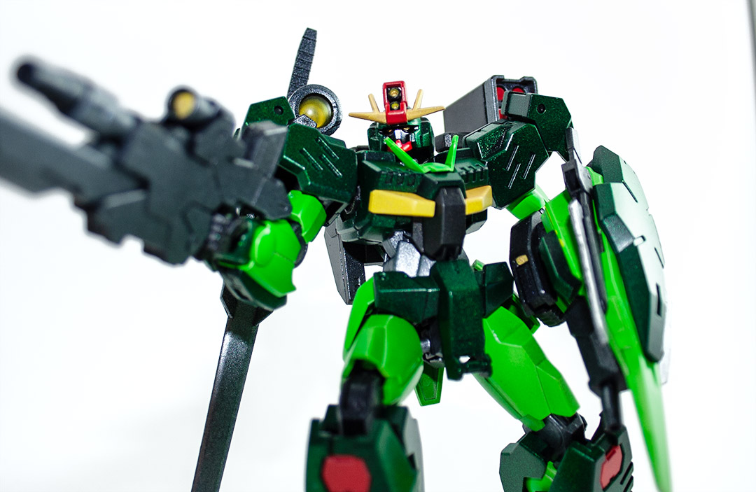 BizarreLogo's tweet photo. I started working on Gundam models recently as a stress relief hobby. It's helped so much with my anxiety and creativity, and I'm so happy I got to expand to using an airbrush now. Already looking forward to my next one!

#Gunpla Model: Gundam 00 Command Qan[T] https://t.co/ucQVFkxFi7