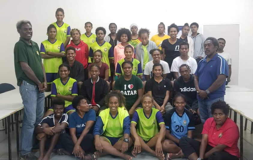 pasifikasisters's tweet photo. HEAD-TO-HEAD 🇻🇺 🆚🇵🇬

#OFCWNC - Never met!
#PacificGames - 🇻🇺 0-1-1 🇵🇬
#OlympicQualifying - 🇻🇺 0-0-1 🇵🇬

PNG hold a narrow head-to-head advantage over Vanuatu. The most recent encounter between the two sides was a 6-1 win for PNG in 2019

#FWWC2023
#WNC2022
#BeyondGreatness https://t.co/Gc0oNMAGPn