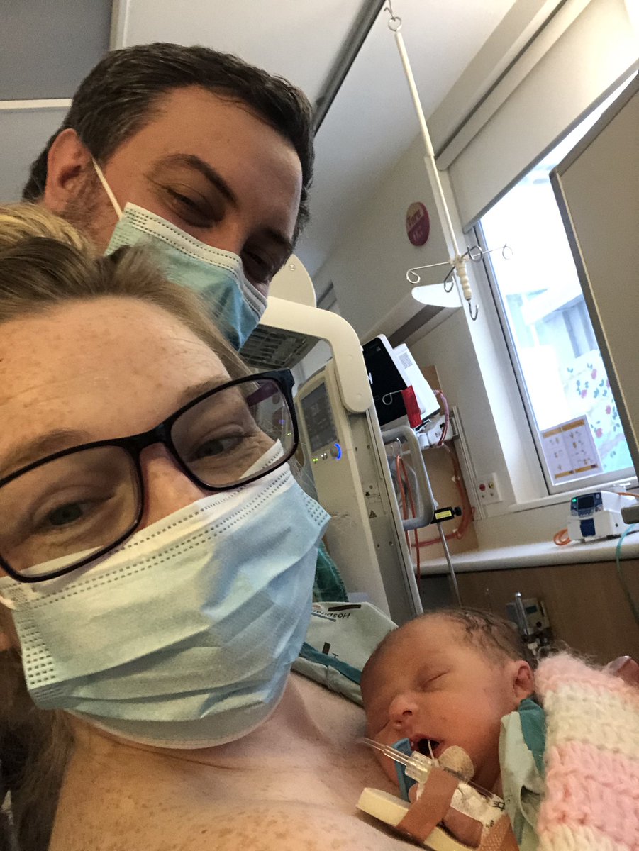 basicallybecka's tweet photo. Aria Grace decided to enter earth side at 33weeks + 2 days via emergency c-section. She weighed 2.095kgs (4.62 pounds) and 43cm long. She’s safe and in the special care baby unit. Got to meet her today and although surreal, am absolutely in love 😻❤️ https://t.co/9AkbYyrm47