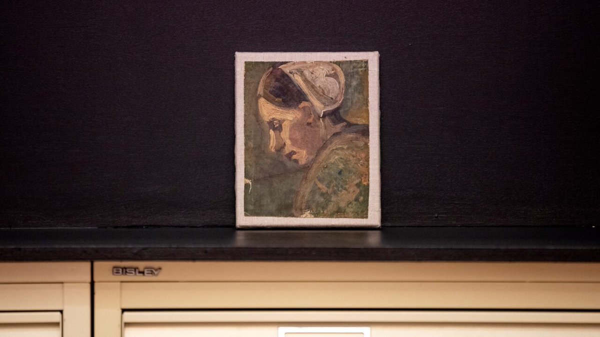 Selvportræt af van Gogh er opdaget på bagside af maleri nyheder.tv2.dk/2022-07-14-sel…