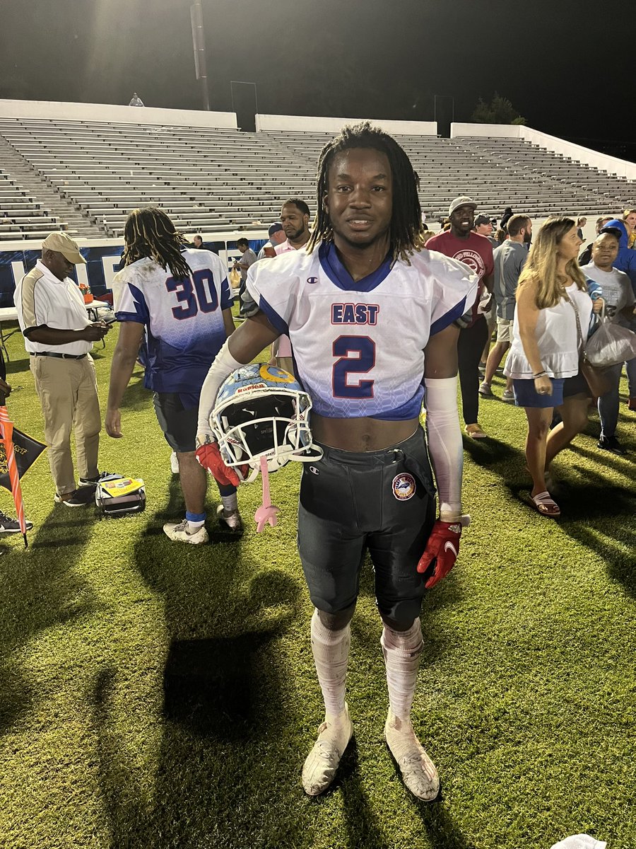 cvhsftbl's tweet image. Proud of @keyshawnmonk2 @YoungkidKd for their play tonight! Great careers! #rams4life