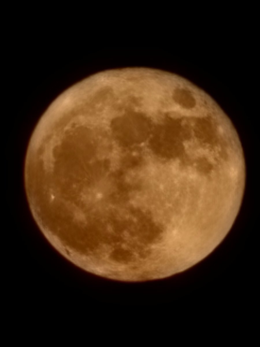 Took this over an El Paso sky. #ElPaso #texasskies #suncitymoon #moon #Fullmoon #GalaxyS22Ultra #spacezoom #supermoon