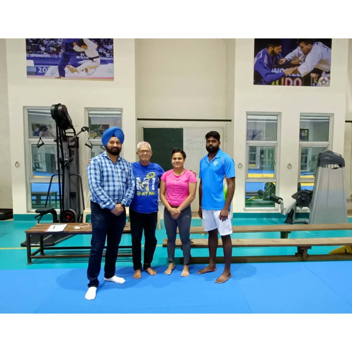JudokaPreety's tweet photo. Guru Purnima Celebration at @nis_patiala ......
.
.
.
.
.
@jaigopalsharma 
@surindersingh9
@kmandia03 
.
.
.
#diplomatrainees #ragular #judo #judofamily❤️ #patiala #judohall #happyness #lovely #goodvibes https://t.co/gihmt69BUG
