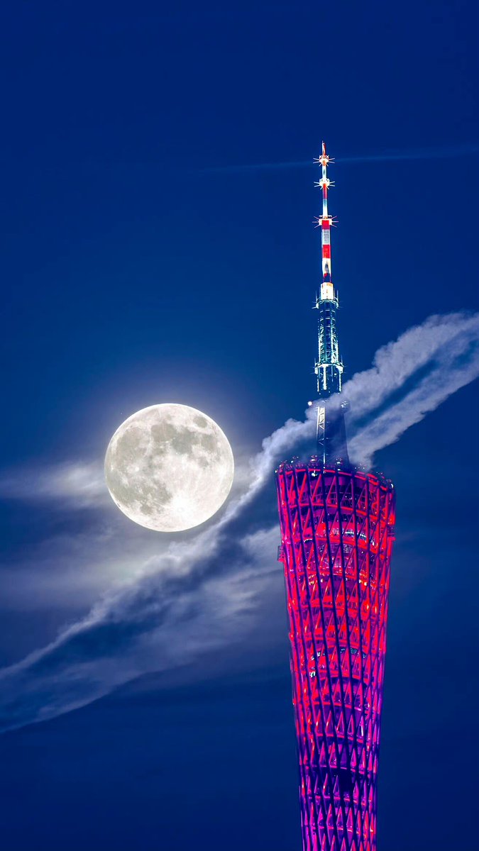At Meritsun Headquarters (Guangzhou), I was very fortunate to see the "Super Moon", and I would like to share it with you here🌕
Have a nice day
#guangzhou #meritsun #SuperMoon