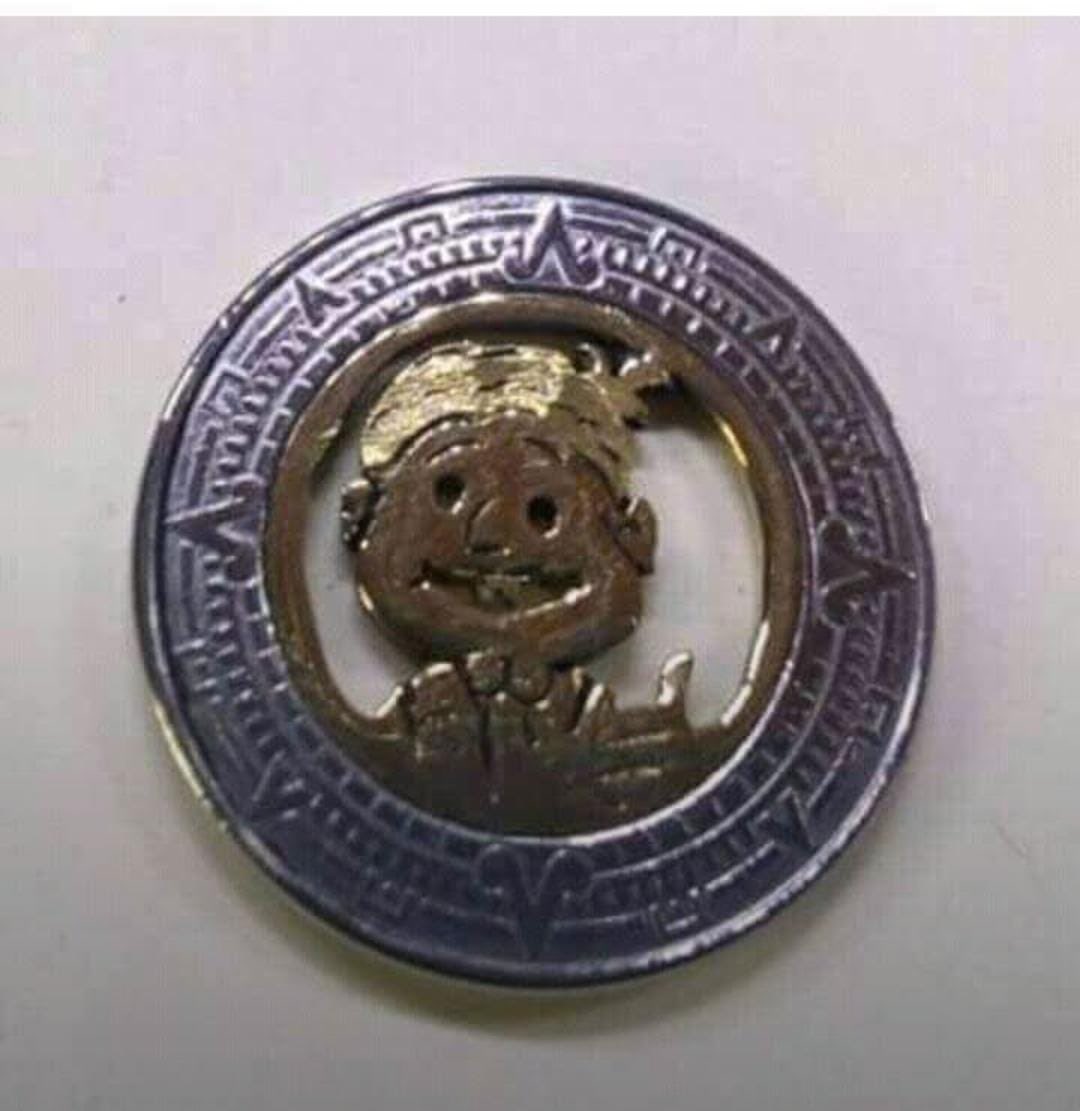 AlfredOficial19's tweet photo. Les comparto en nuevo Pejito, será aúna más fuerte la moneda de #México. (Créditos al autor desconocido) #Pejito #AMLO #AMLITIO https://t.co/lCrw7Qkjrd