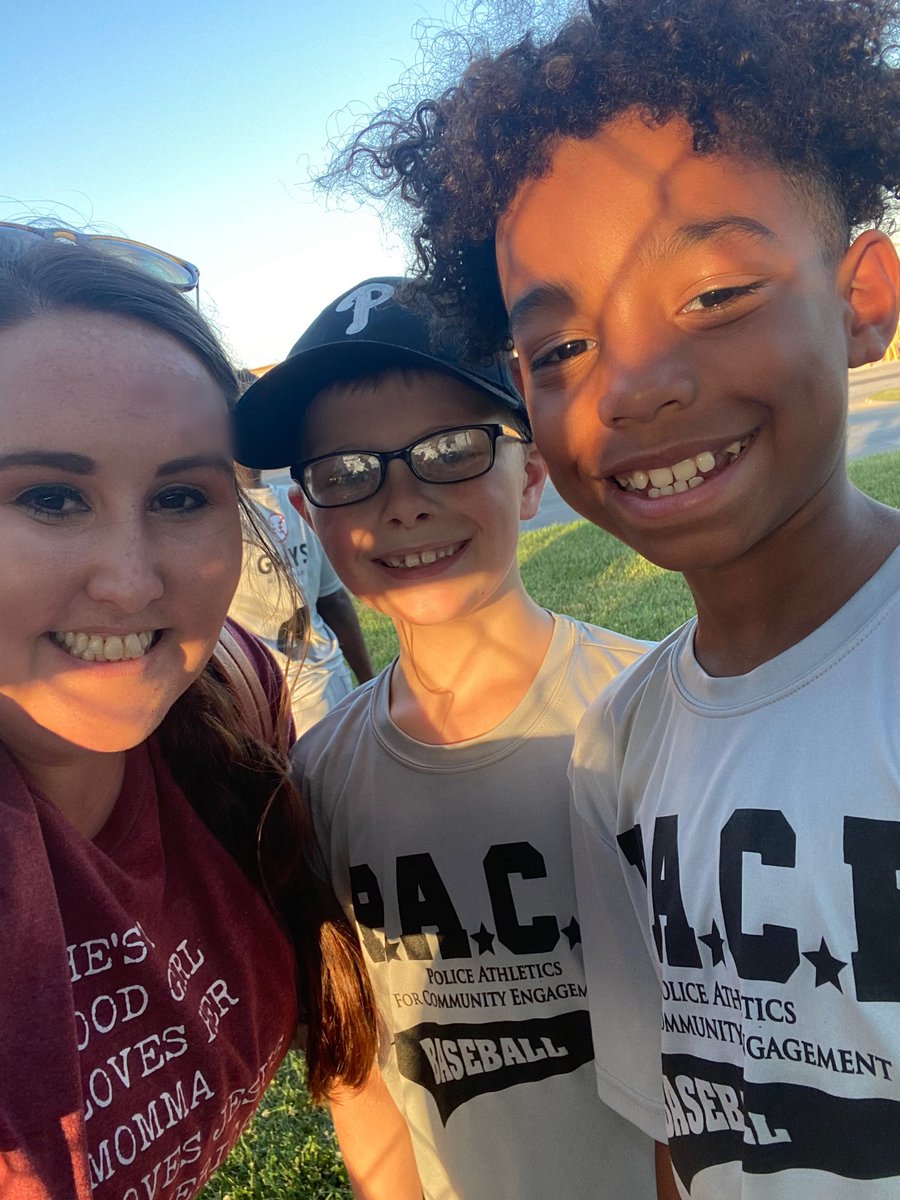 MissMattie3's tweet photo. Tonight, I enjoyed the evening by watching two students from this past year play baseball. I told them, “Once a member of room 225, always a member of 225! You never know where I will show up to support you!” It was great to see them play! My heart is happy.💙⚾️ #futureMLB https://t.co/tSwQ1LjXCy