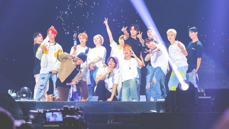 svthamster's tweet photo. Seventeen is always worth the fight. https://t.co/eWkNyJHLHa