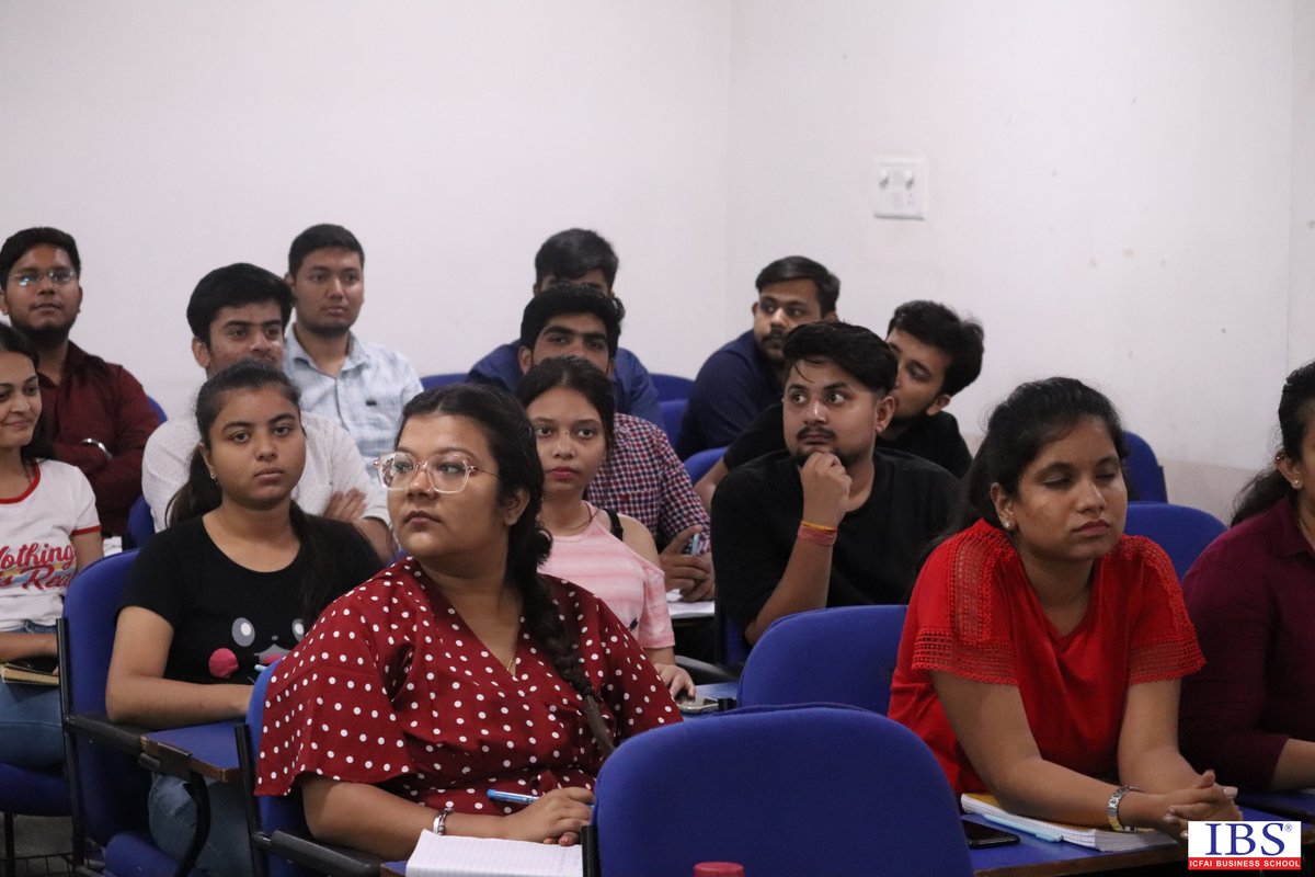 gurgaonibs's tweet photo. Mr. Avdhesh Sharma (TaxReco), Ms. Poorvi Sidana (EY), Mr.Gaurav Khanna (Leading Software Company) also addressed the event with their insightful talks.
#GuestTalks #EY #TaxReco #Corporate https://t.co/U7OlCb7Adp