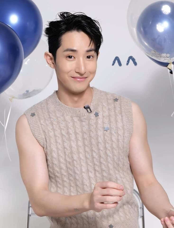 erinaaaah's tweet photo. Missing his cheeky smile a little extra today. ♥︎

#LeeSooHyuk #이수혁 https://t.co/JVdHfav0B2