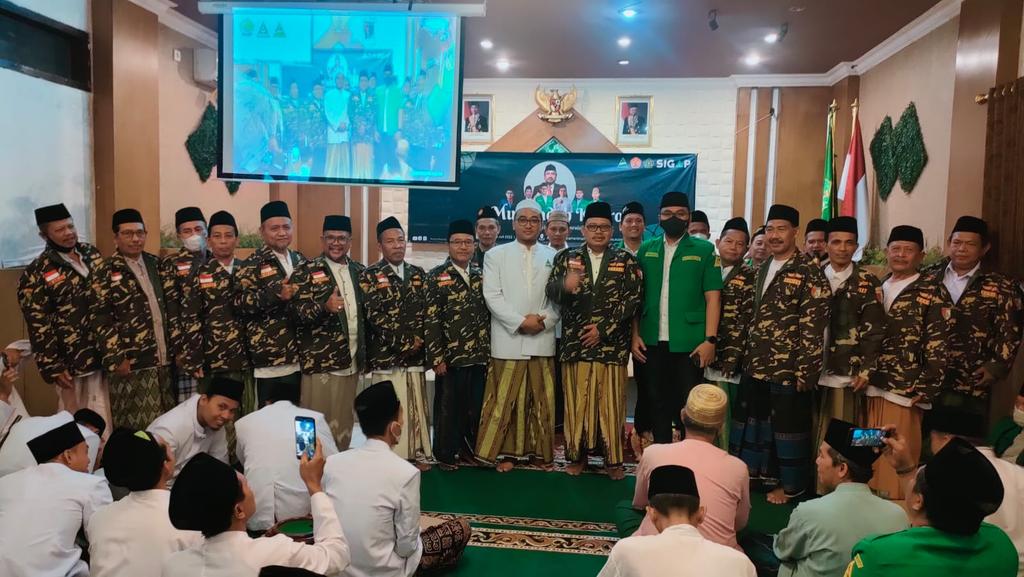pwansorjatim's tweet photo. PC GP Ansor dan Kemenag Kota Pasuruan menggelar Mujahadah Kubro untuk kelancaran dan keselamatan Jama'ah Haji Indonesia 

#SpiritBaruAnsorJatim
https://t.co/dELC80A4n8 https://t.co/cN4ESsvx2h