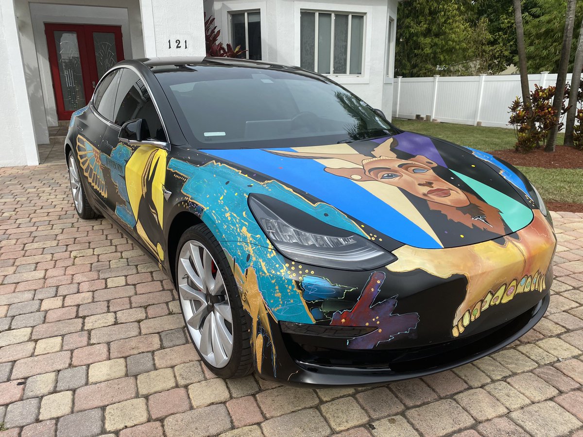 Johnborn_'s tweet photo. Hand painted Cars by: #JohnBorn https://t.co/HHp0GzWLz9
