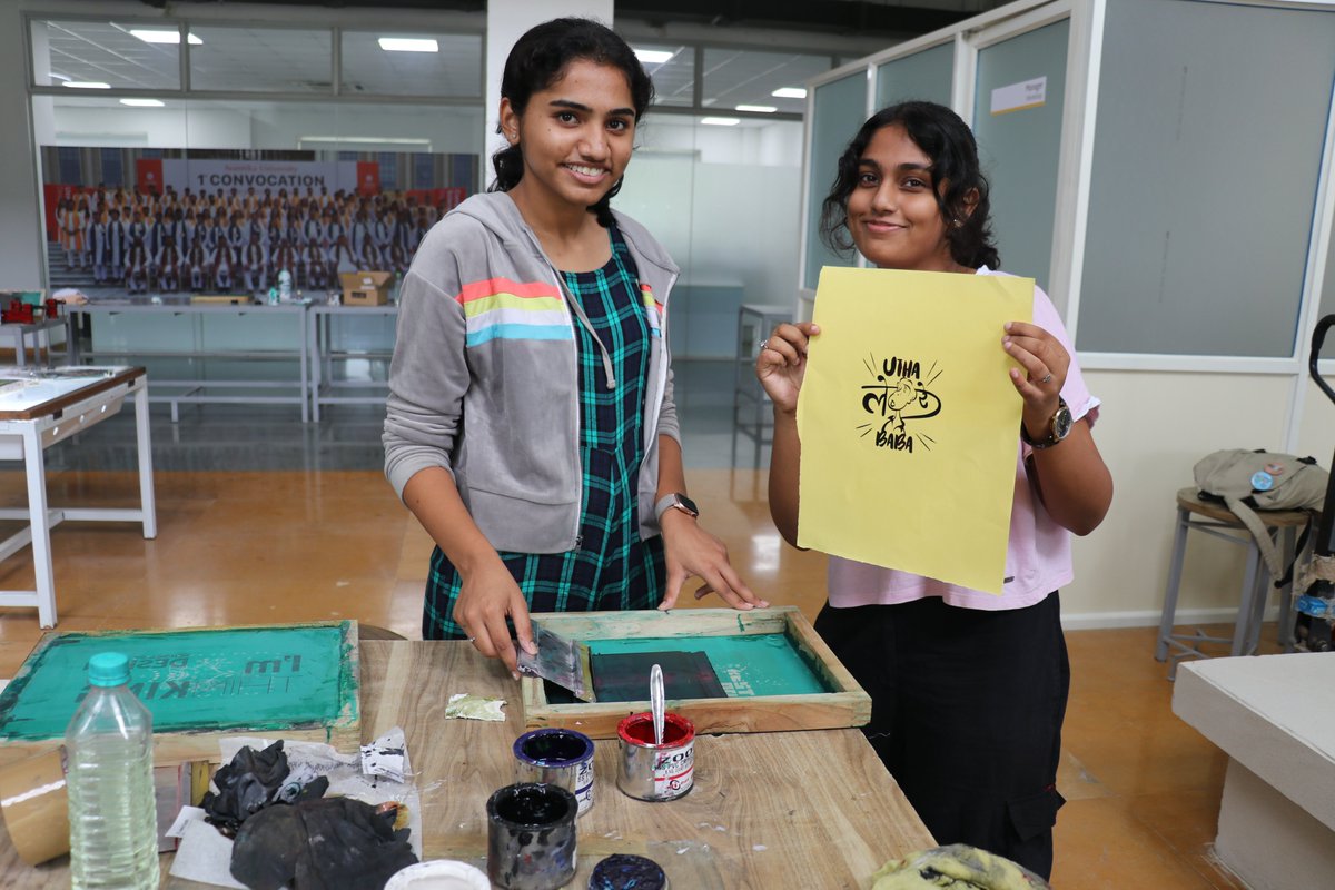 AvantikaUniv's tweet photo. As a part of the course Reproduction #Techniques (3rd Year #CommunicationDesign #BDes and 2nd Year #CommunicationDesign #MDes), a #workshop in Screen Printing for students was organized by the MIT School of #Design.
#MITIDIndore #AvantikaUniversity #Design #DesignCourse #Indore https://t.co/YoJFtnNw9c