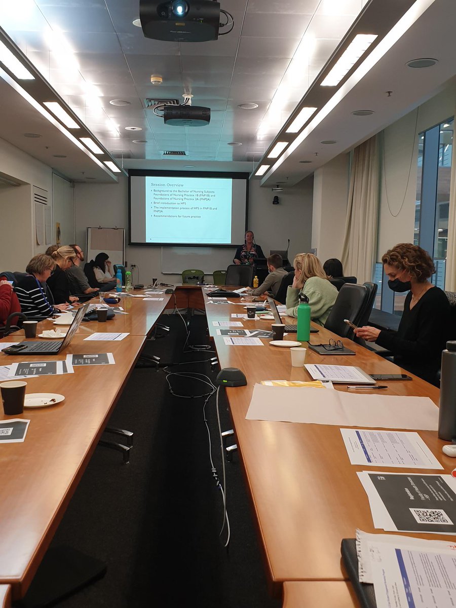 Dr_elizabrogan's tweet photo. A successful presentation with wonderful audience engagement @utsSoNM @UTS_Health LX.lab Student Engagement Workshop #UTS https://t.co/6Su8mBLbo4