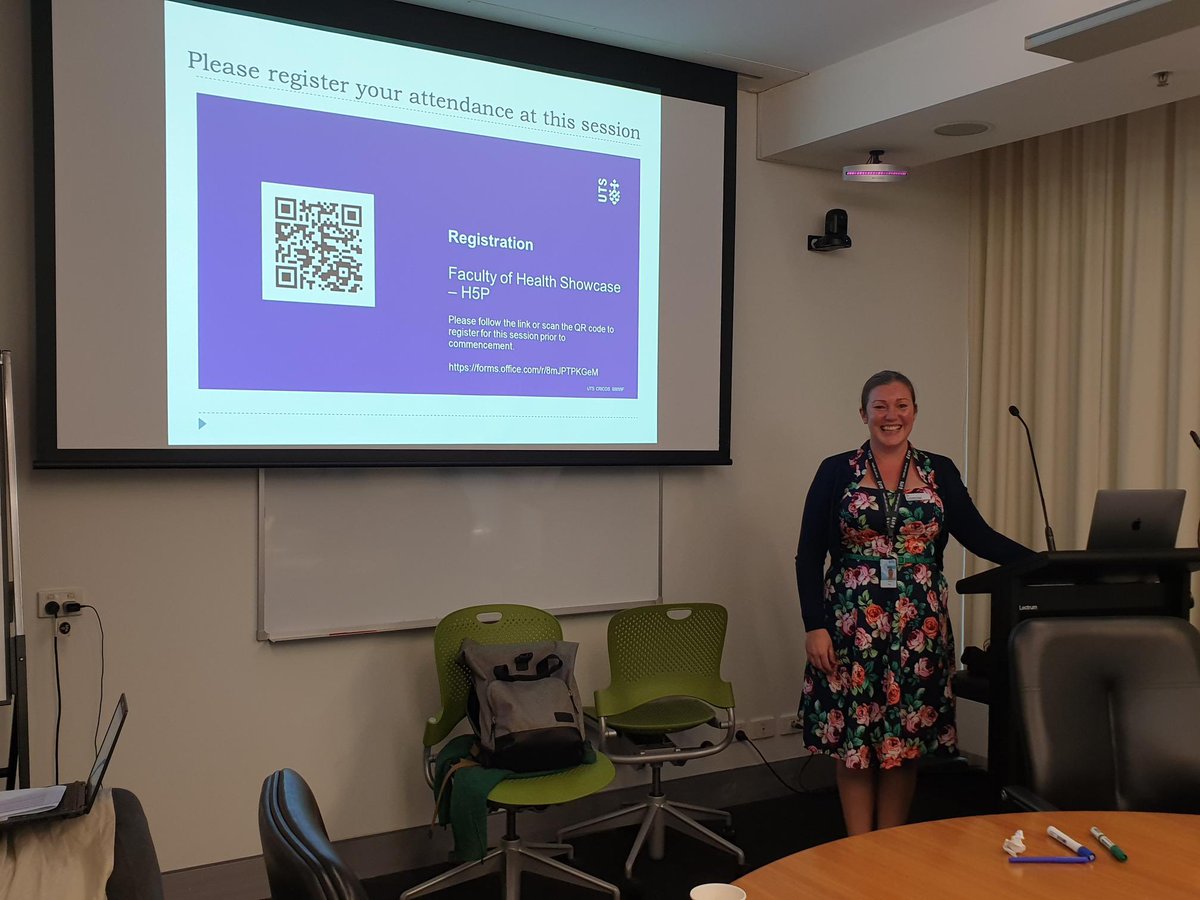 Dr_elizabrogan's tweet photo. A successful presentation with wonderful audience engagement @utsSoNM @UTS_Health LX.lab Student Engagement Workshop #UTS https://t.co/6Su8mBLbo4