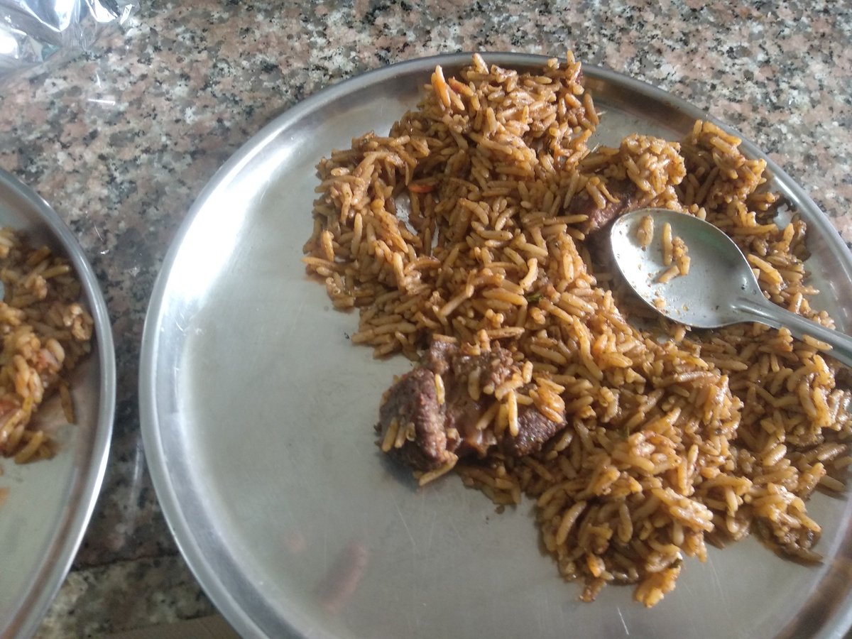 raghavgupt's tweet photo. I have ordered Hyderabadi veg biryani from Jiwaji club restaurant by Zomato but instead of this they deliver me Non veg chicken biryani, it creates too much problem in our house , we are pure veg and they deliver non veg
Pls don't order frm zomato
@zomato @zomatocare @the_hindu https://t.co/5QiUDnAKXX