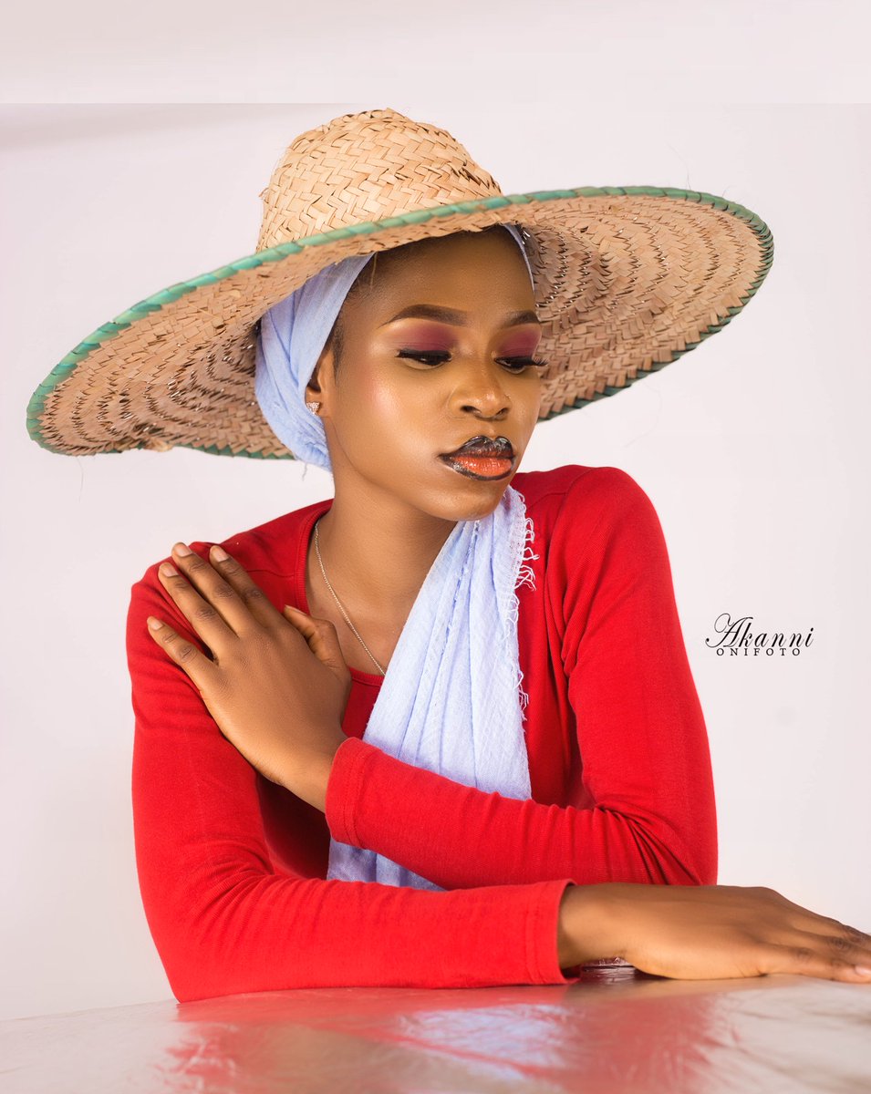 Akanni_onfoto's tweet photo. Modeling is not just beauty and smiles, it takes boldness and style.
Mua:@cicibeebah
Model :@ilyassmaryam
PC:Akanni Onifoto
#ibadanphotographer
09036134413 https://t.co/Jd2VezESfd