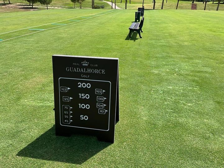 PolaceGolf's tweet photo. Presentamos en Caballete Eagle, personalizado con  la información de distancias, logo, sponsor.... https://t.co/5XlzRF4dyc……  by 
@PolaceGolf

#golf #sponsor #greenkeeper #golfcourse #golfspain #casaclub https://t.co/57r7PRn8mT