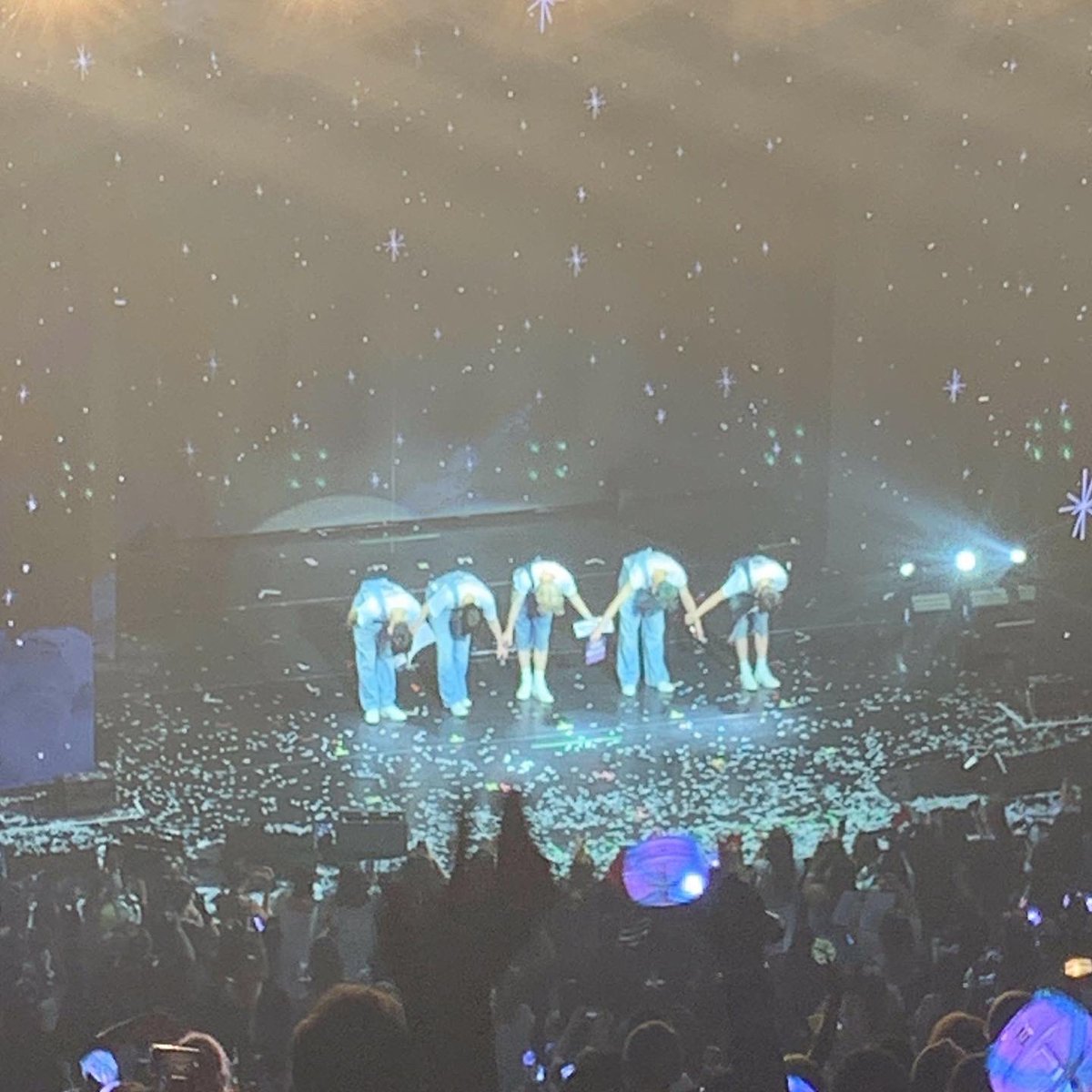 ‧₊˚ chey⁷ is missing BTS ⟡˚.⋆ tweet media