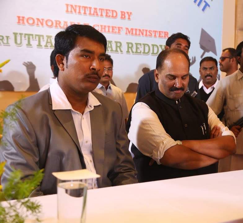 MBKBJP's tweet photo. అరేయ్ ఓ @TeenmarMallanna నీతిలేని కుక్క .... 👇👇 చూడు ఇడా.
#Revanth #ktr
#Harishrao #Masthan
#Masthan #Uttham
కేటీఆర్ కి రేవంత్ కి ఏం సంబధం ఉంది రా ..
వీళ్ళు కూడా కలిశారు రా పిచ్చి కుక్క ఇప్పుడు వీళ్ళు మస్తాన్ కి సంబధం ఉందా????
#పిచ్చకుట్లోడా #10cr #వోట్కినోటుదొంగా https://t.co/hm66979uo8