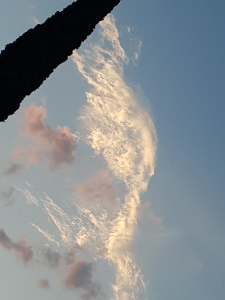 BRENDAYYA's tweet photo. Belleza de cielo de 13 07 22 en mi bello Monterrey 😍🥰 https://t.co/yTdLfd2FPt