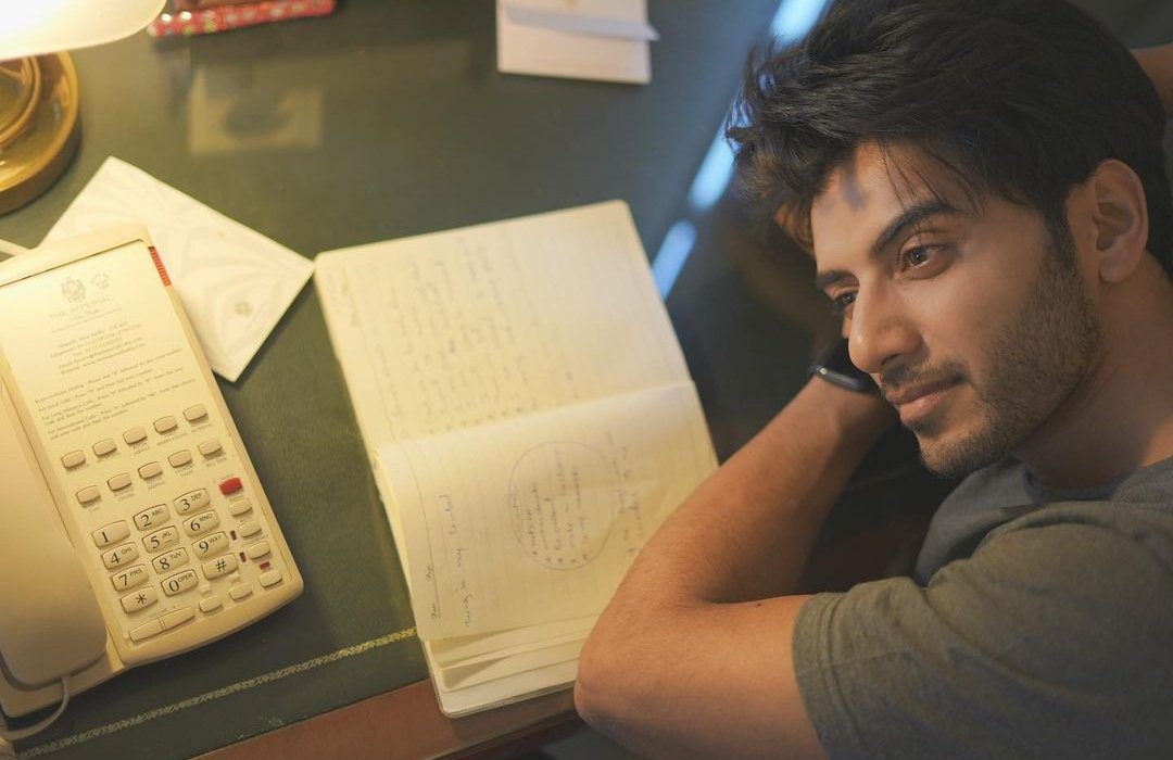 Khanbaba_vikram's tweet photo. Ur eye's speaks a lot to me #vikramsinghchauhan  
I loveeee youuu 
The eye killer 😍 stop being so cute vikks @vikram_the_Leo https://t.co/1OoFAr8IHJ