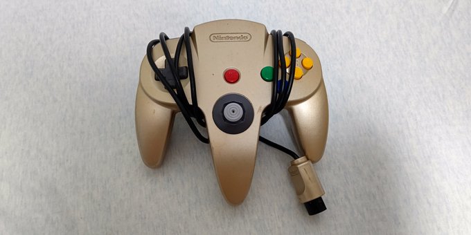 みんなー!
64コントローラーどうやって巻いてたか教えてー! 