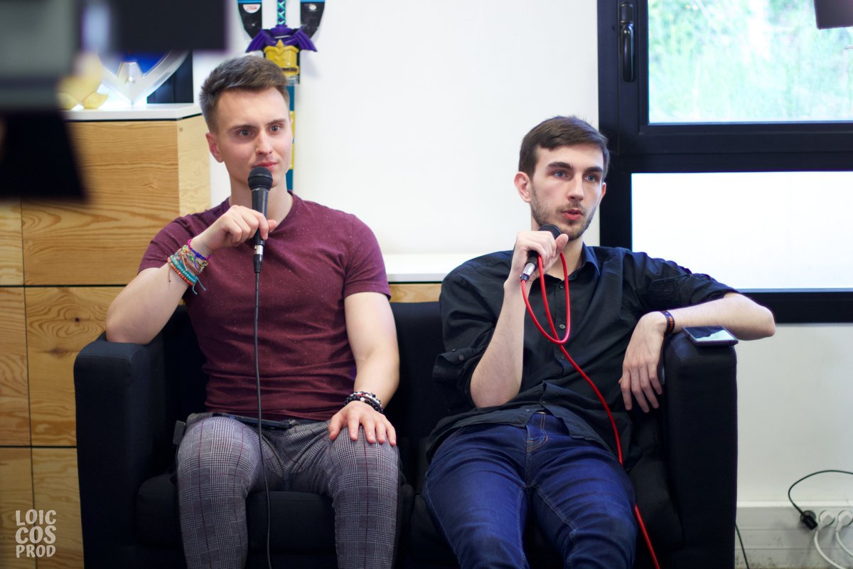 CrazyGeniusTV's tweet photo. #NewProfilePic 📸insta : Murphy_mes
Finale Student Cup by @GameCenter34  
Avant host + cast #TFT 

Photo de couverture📸@loicsamaaa
SGNow 1 by @Student_GN 
Pendant cast tournois #VALORANT avec @gcryler https://t.co/75nSpw9gOY