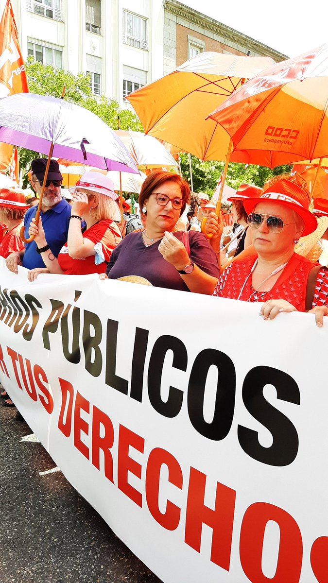 Seguimos luchando por tus derechos

✊🏼 Nos movilizamos para reclamar actualizaciones salariales y mejoras en las condiciones laborales para todo el personal público.

🏛 Frente al Congreso de los Diputados.

#SalariosPúblicosYa
#SalarioOConflicto