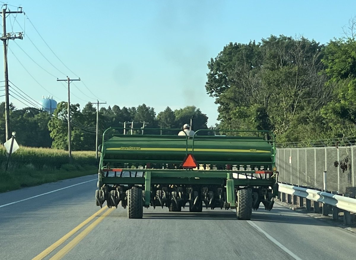 The early morning rush hour wave in central PA. Shout out to our dedicated farmers! 💚