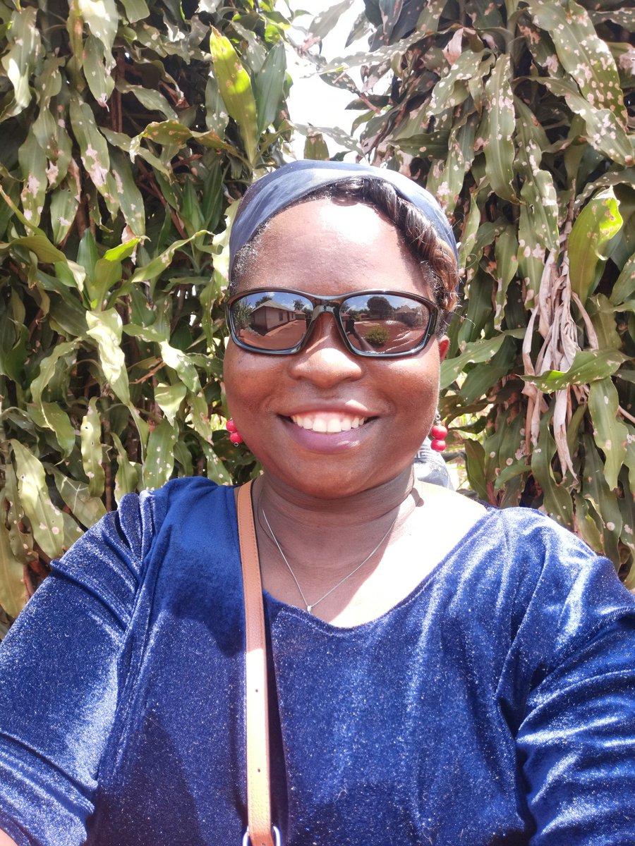 Alicemakochieng's tweet photo. Village vibes. My village diary, look. Doek and all, out and about. In Kisumu, Ugenya, Western Kenya. Visiting my Mom, family and friends. Loving the serene village fresh air. #JulyRecess 😍🌈 https://t.co/90D43T1e07
