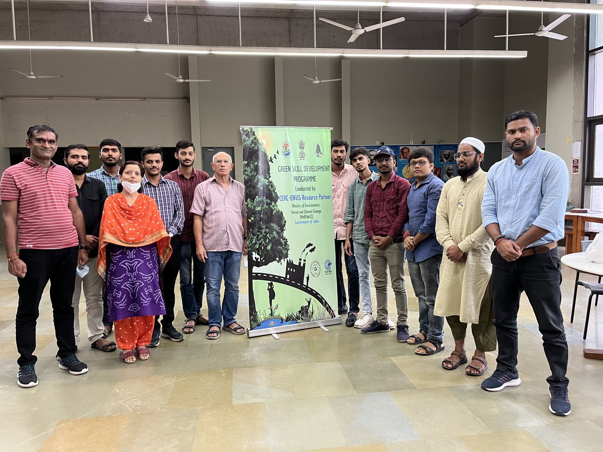cerc_eiacp's tweet photo. Prof. Sunil Kale from Ahmedabad University took a session on Measurement Uncertainty for #GSDP trainees.
#greenskill #GreenSkillDevelopmentProgramme #ecofriendly #trainingcourses https://t.co/5s6UVL0EPQ