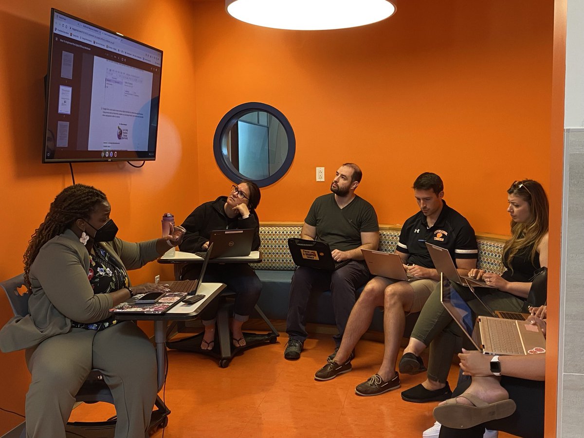 Dr. Amy Goodman tweet media