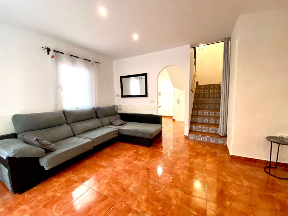 inmocarbonell's tweet photo. CASA VENTA EN COCENTAINA

🔸 En el centro de la población
🔸 Vistas de la montaña
🔸 Terraza de 20 m2
🔸 Muy cuidada

Más info: https://t.co/YQrRs2KMsK https://t.co/xjfEk6zKW2