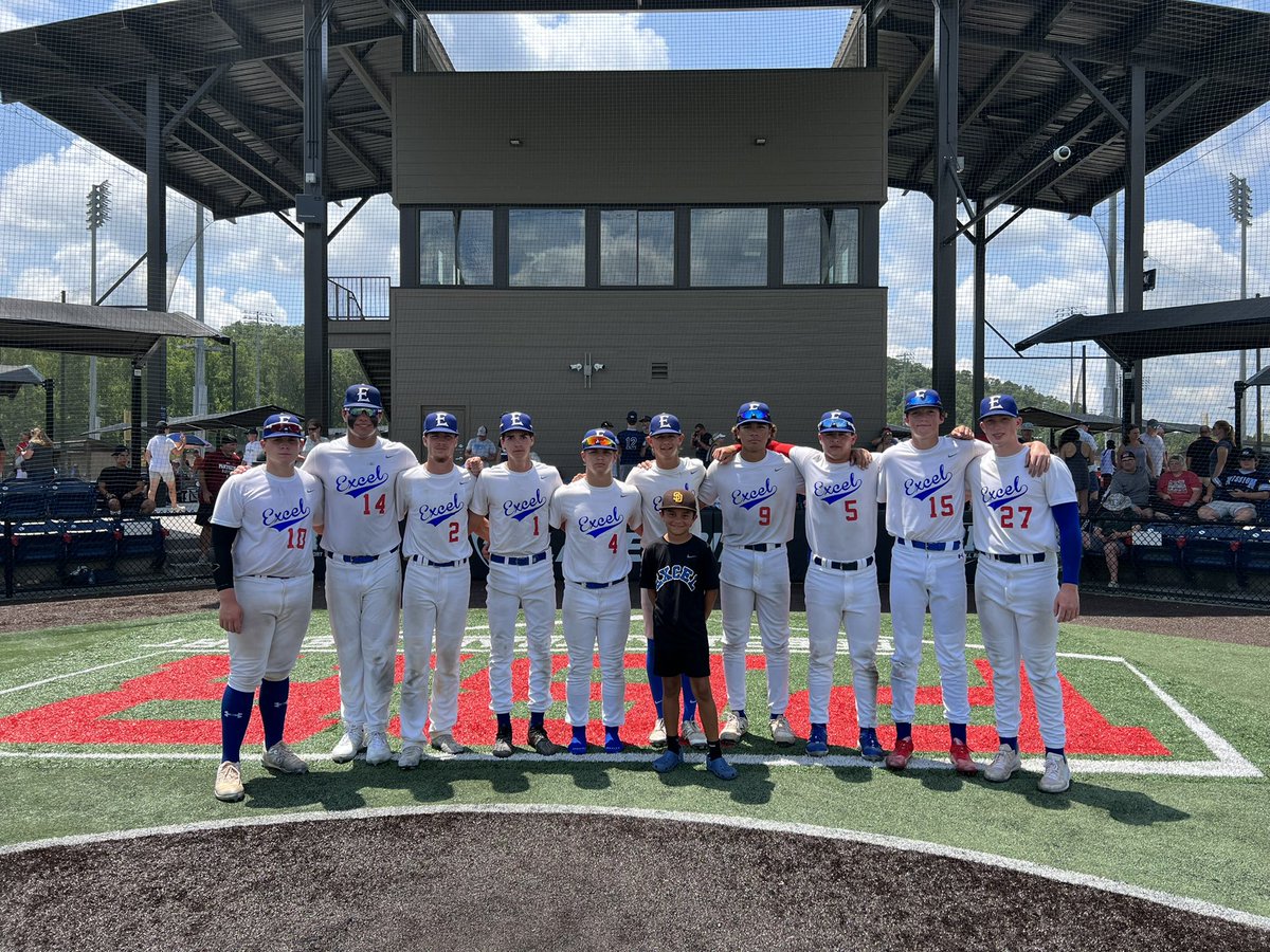 ExcelBaseball's tweet photo. 15u Blue Wave hammered their way to a 3rd place finish (3/144) at the @prepbaseball National Championship yesterday. 8-1 on the week @LakePointSports. A lot of loud wood coming for these guys over the next few seasons. @PBR_Alabama #Excel4Life #SomethingLoud #BullyBall https://t.co/nKLQ25MEHZ