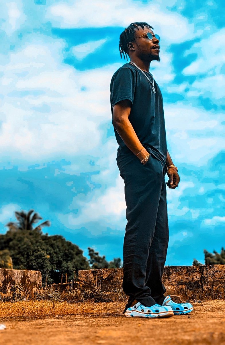 bigex_yaman's tweet photo. Tu finiras par obtenir ce que tu dรฉsires. Sois patient, les plus belles choses arrivent ร ceux qui savent attendre sagement.
๐ #bigex #bigcity_infographie #coiffure_obama #yaman_zรฉ https://t.co/SHa281buzA