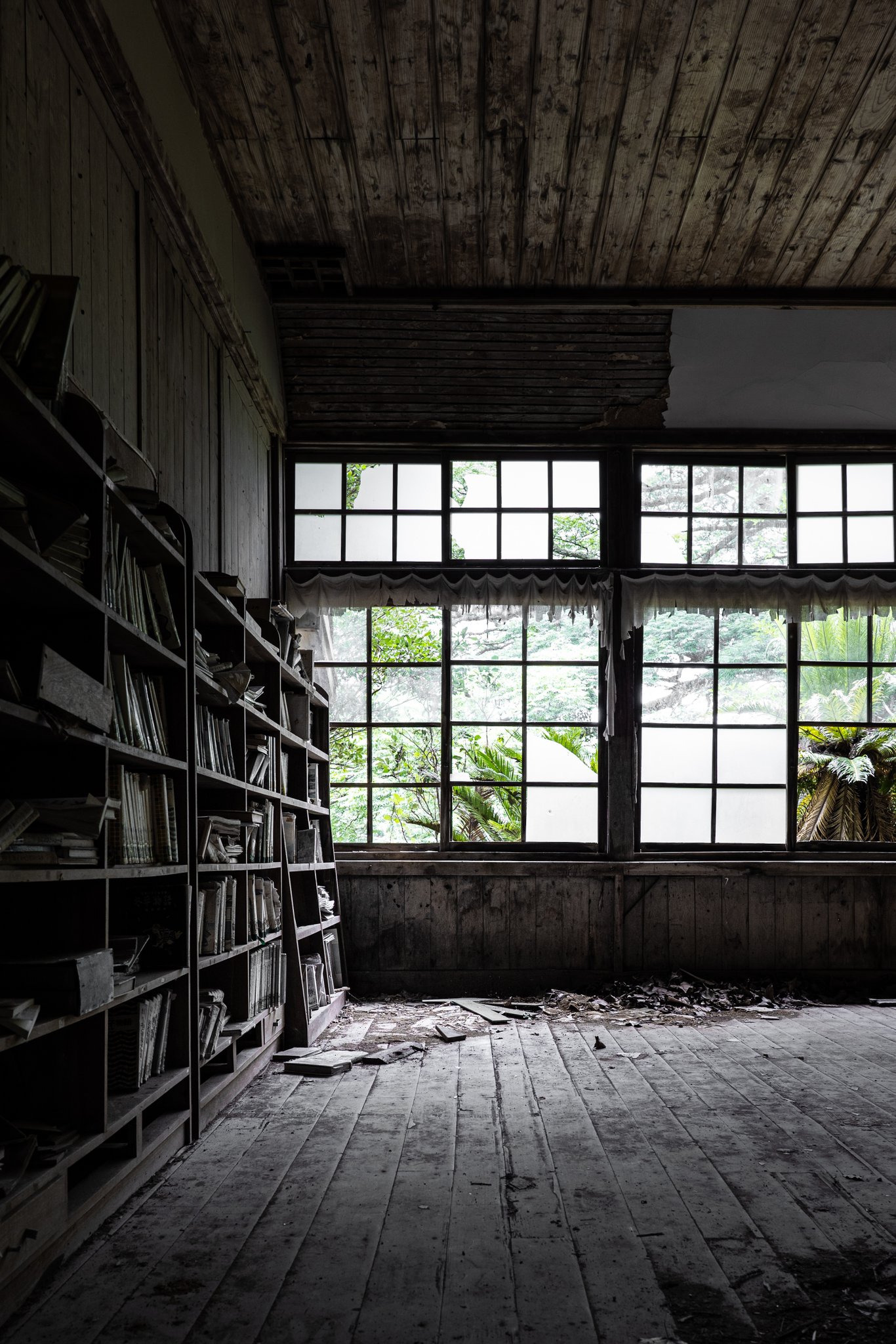 Urbex 47 木造の廃校舎 T Co Yla3glimuz Twitter