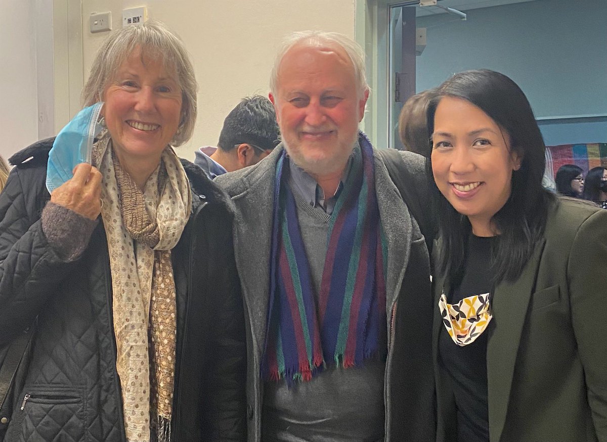 TESOLoz's tweet photo. A highlight of any ‘gathering’ of like-minded peeps, passionate about the same things … IS usually when you catch-up with them! ‘Such EALD treasures and amazing humans 😇 #ealdroadmap #tesoloz https://t.co/hAopQQjxut