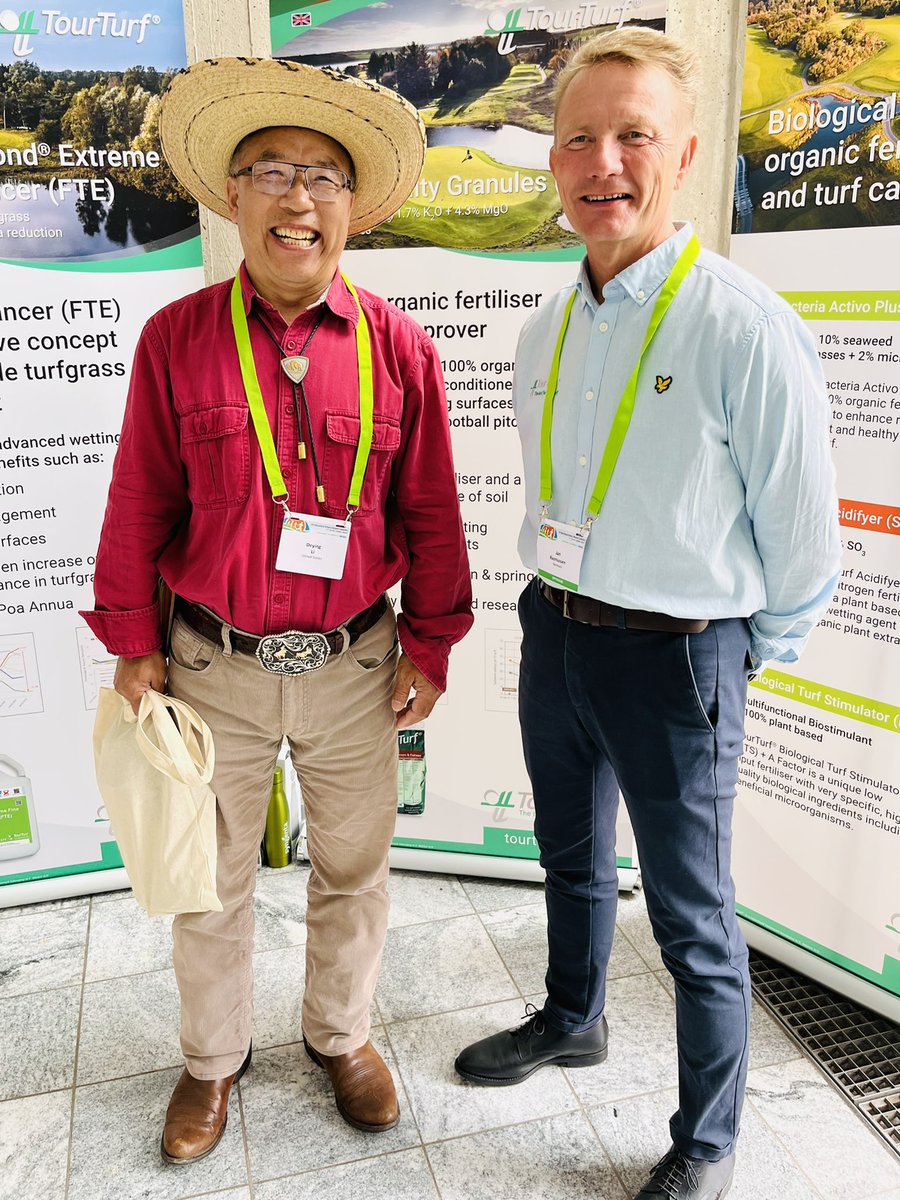 CarstenMarker's tweet photo. Great week in Copenhagen at the ITRC22 #itrc2022 . Met with many great turf guys from planet turf including Associate Professor Deying Li from North Dakota State University who happens to know my only and first customer in China😃🥇💯🇩🇰🇺🇸 Mr Niu Chang #tourturf #emarker #denmark https://t.co/o3IkjLJQXW